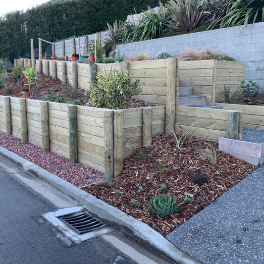 Paparoa Red stone in garden
