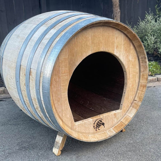 Wine Barrel Dog Kennel (Small / Medium Dog)